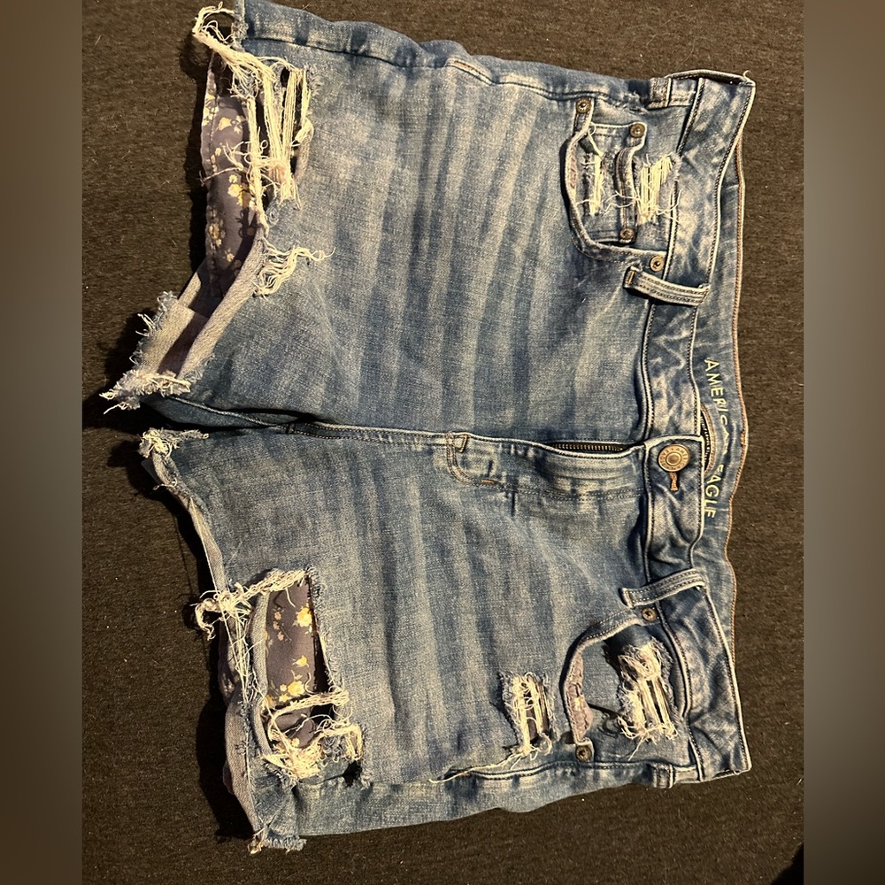 Size 18 American eagle shorts next level stretch